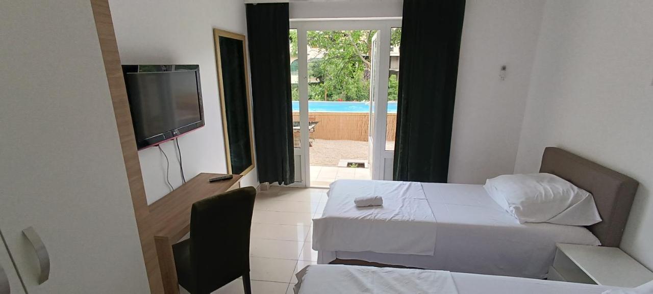 Villa Central Riverside Mostar Buitenkant foto