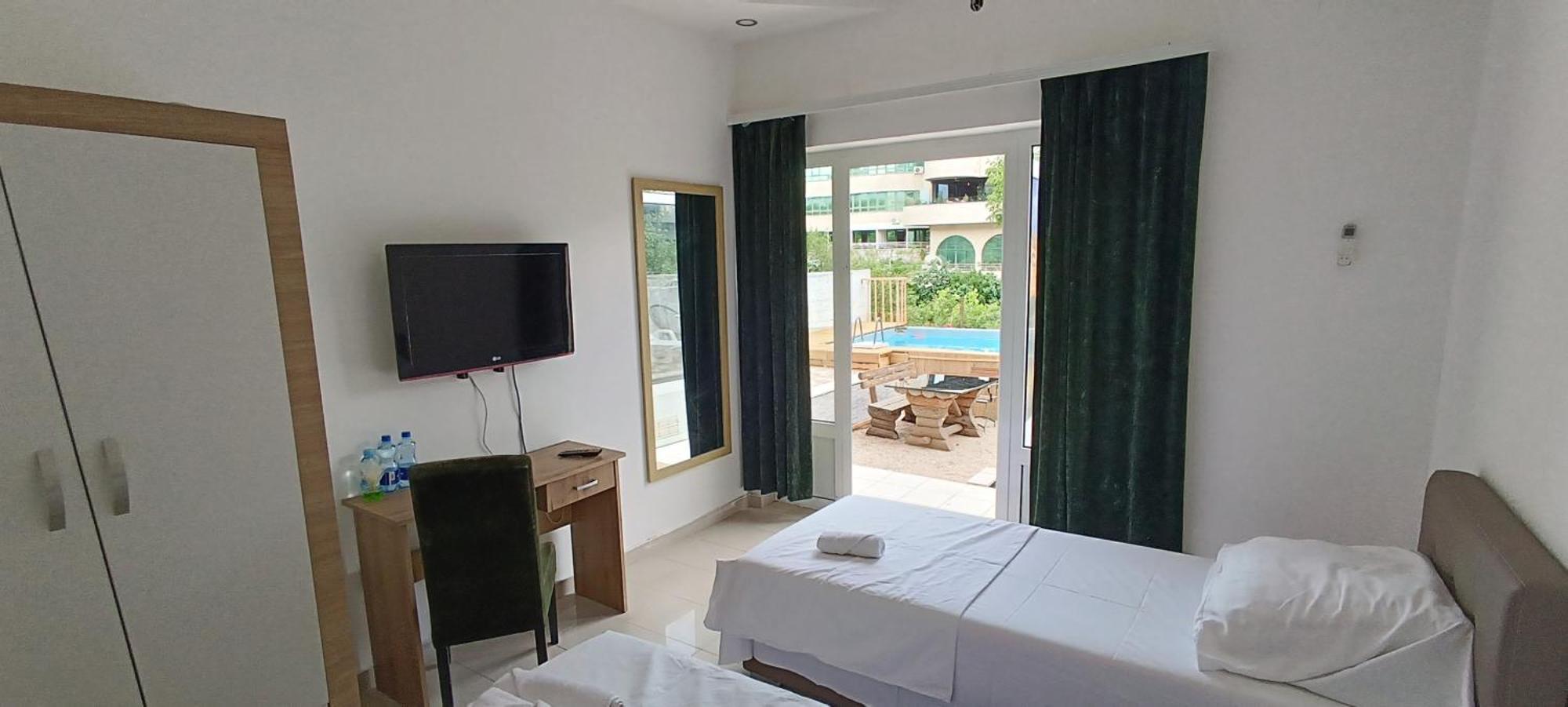 Villa Central Riverside Mostar Buitenkant foto